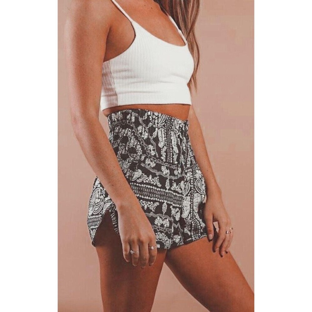 Free People Size Small The Way Home Black White Bandana Paisley High Rise Shorts